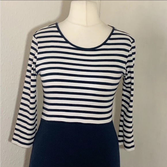 Hobbs Navy Blue & White Stripe Jersey Dress 3/4 Sleeve Scoop Neck UK Size 10 - Picture 2 of 8